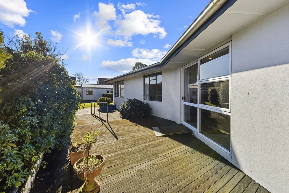 Photos of 85 Sparks Road
