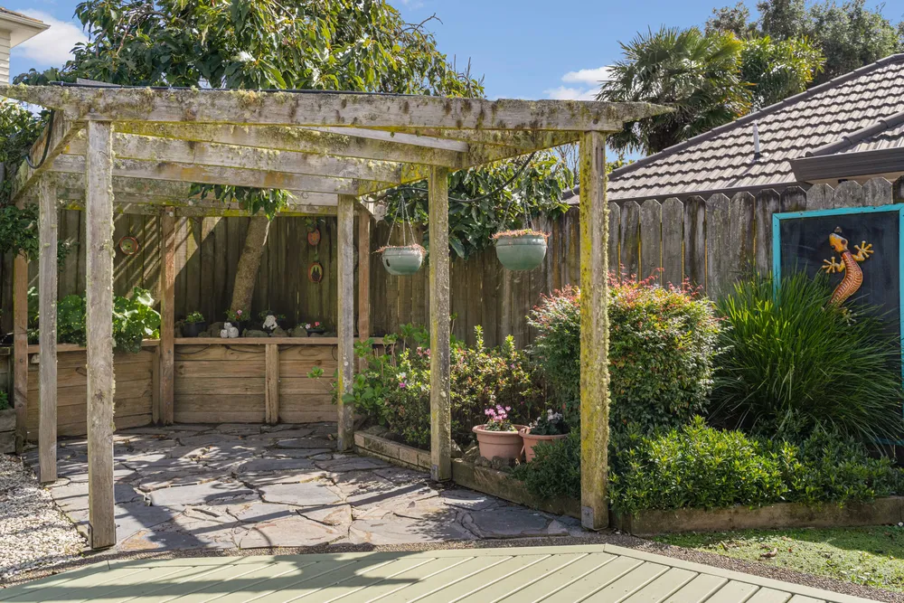 Photos of 17 Norm Pellow Drive