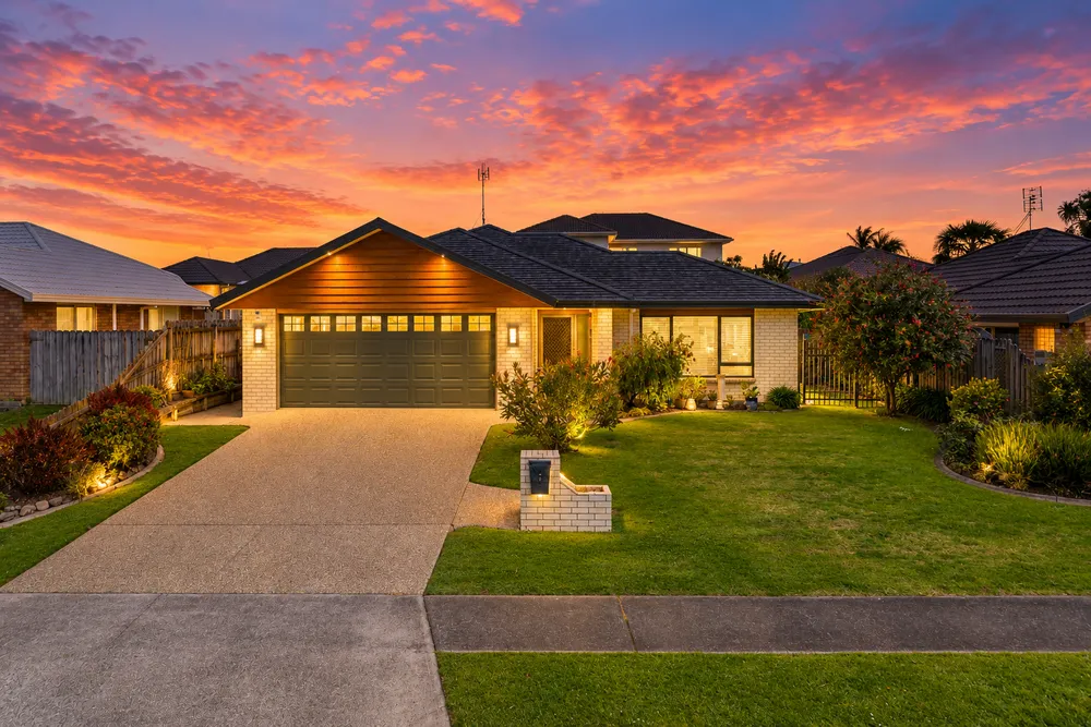 Photos of 17 Norm Pellow Drive