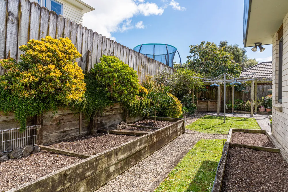 Photos of 17 Norm Pellow Drive