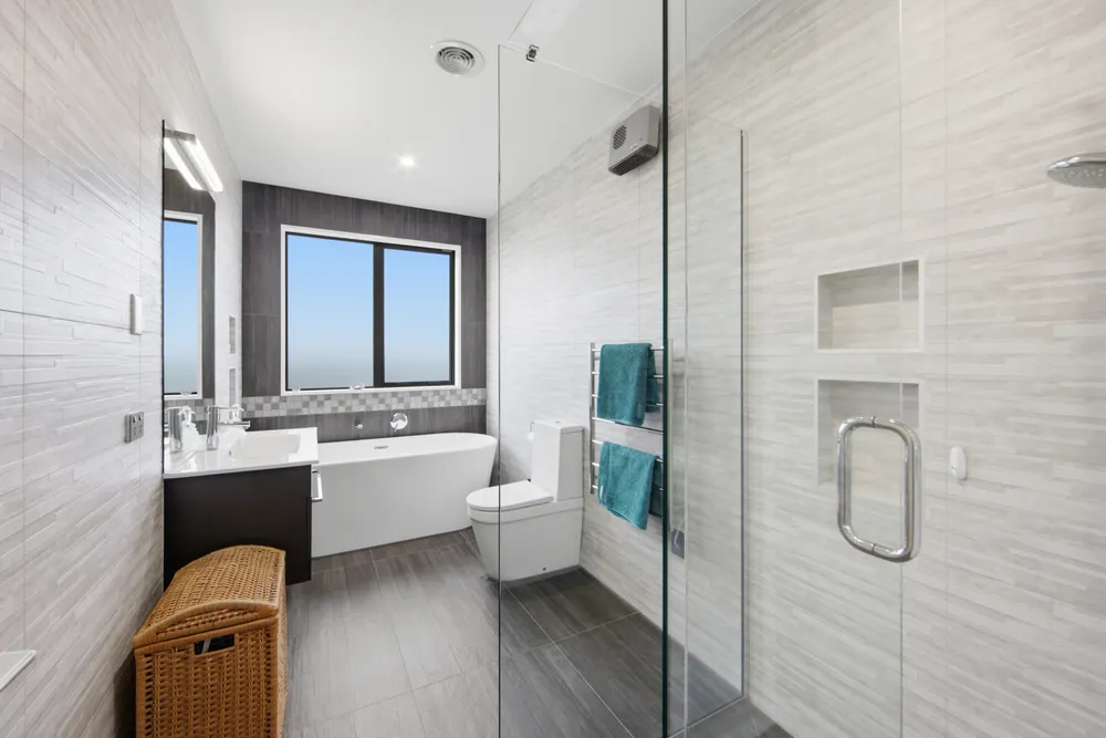 Photos of 42 Manakura Street