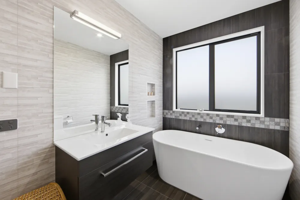 Photos of 42 Manakura Street