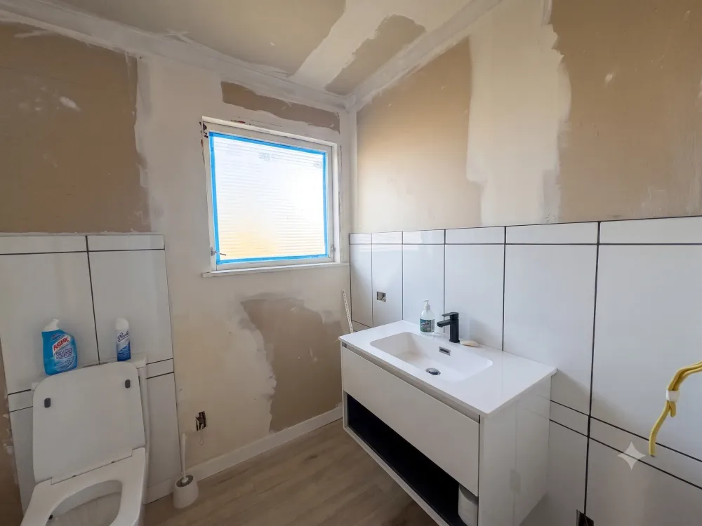 Photos of 16 Carbery Place