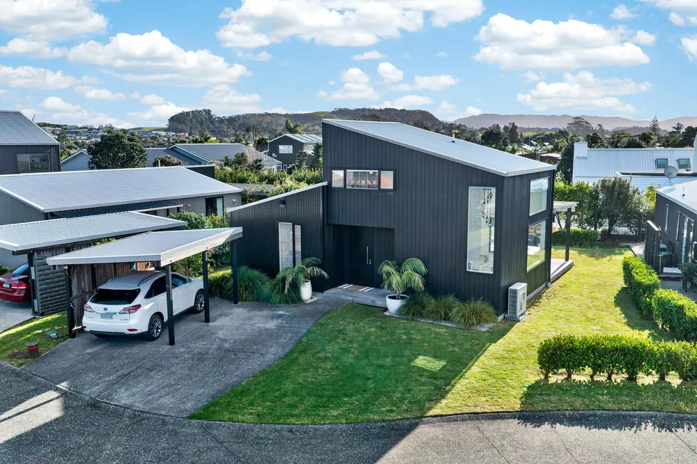 Photos of 19 Citrus Place