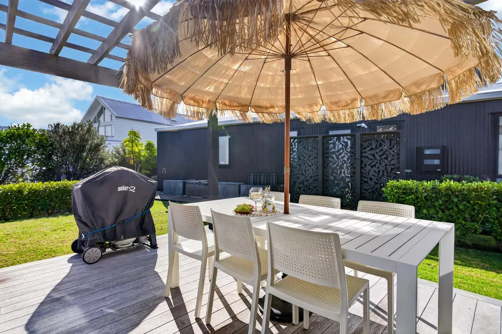 Photos of 19 Citrus Place