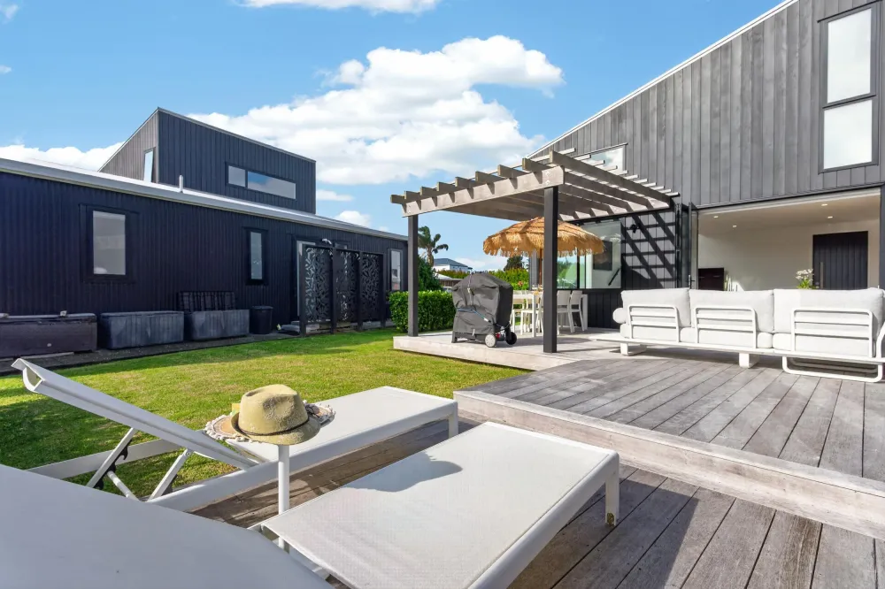 Photos of 19 Citrus Place