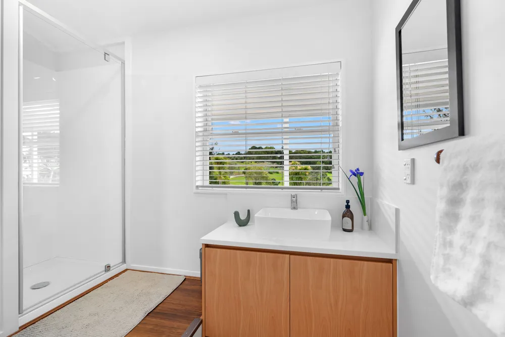 Photos of 98 Franklin Road