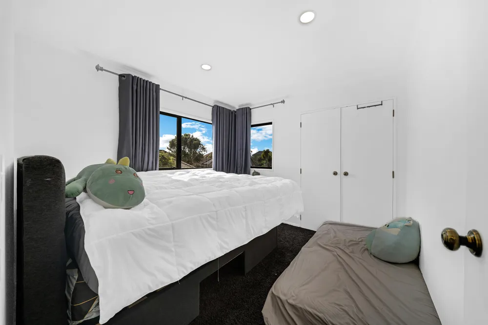 Photos of 20 Chiania Place