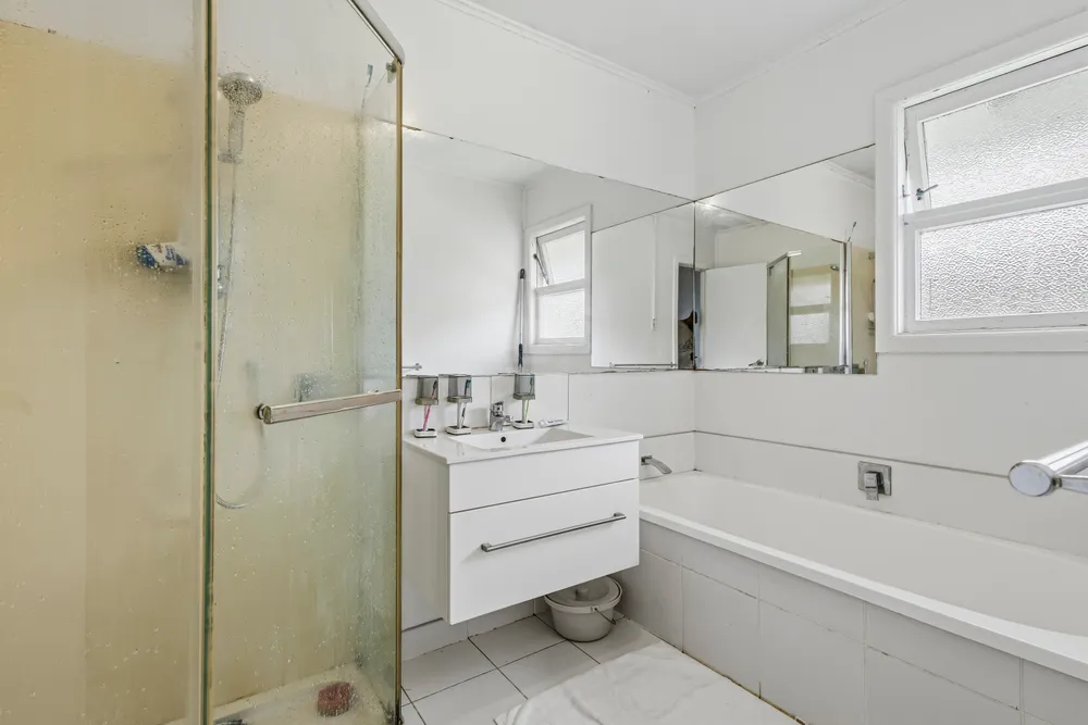 Photos of 27 Claude Road