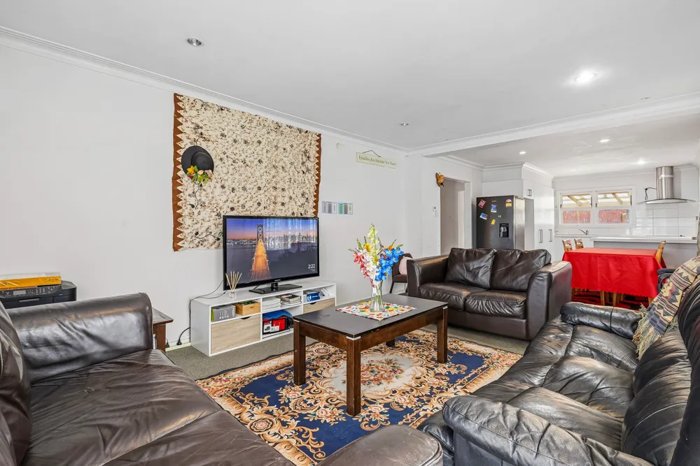 Photos of 27 Claude Road
