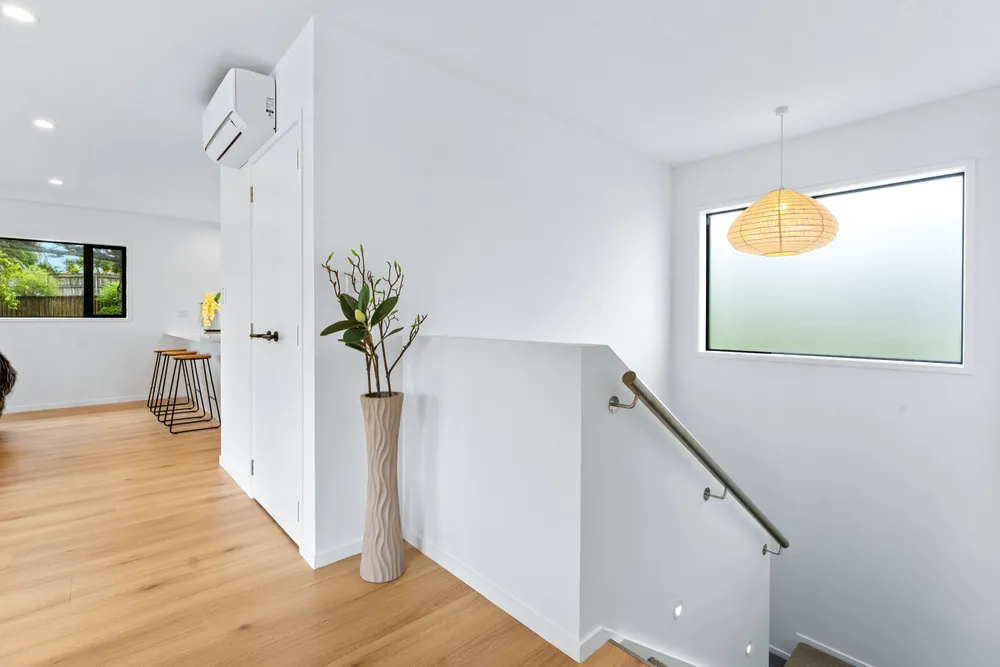 Photos of 52a Glamorgan Drive