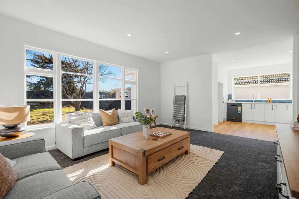 Photos of 325 Wainoni Road