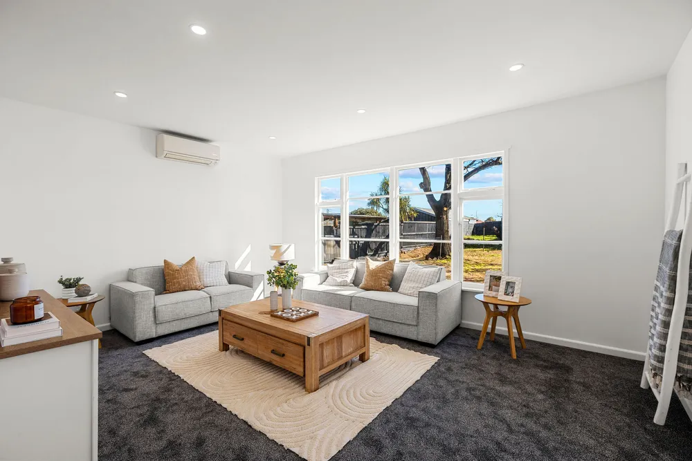 Photos of 325 Wainoni Road