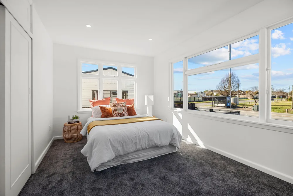 Photos of 325 Wainoni Road