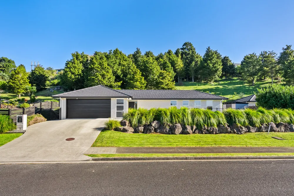Photos of 23 Catherin Servant Close