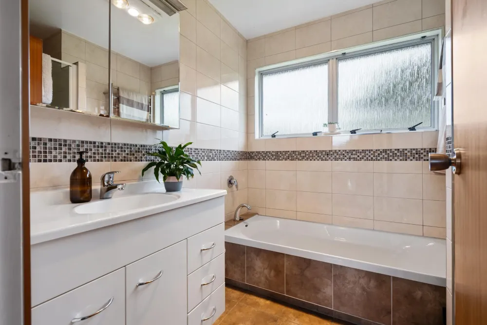 Photos of 1178 Pipiwai Road