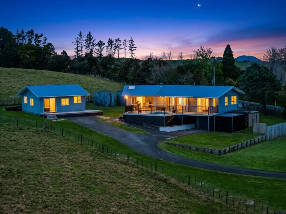 Photos of 1178 Pipiwai Road