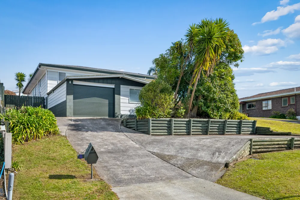 Photos of 8 Sherie Place