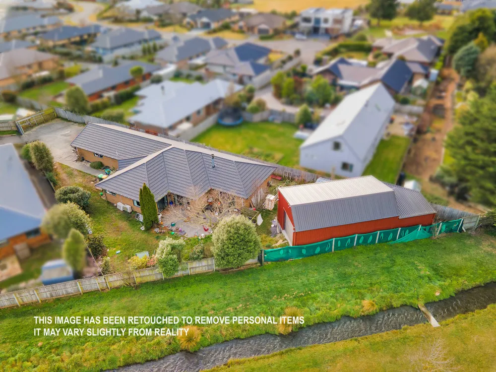 Photos of 17 Stanwood Grove