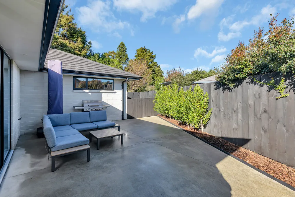 Photos of 10 Lochiel Place