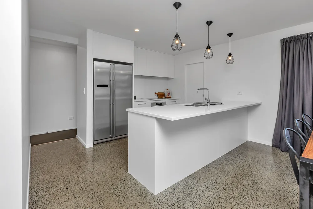 Photos of 10 Lochiel Place