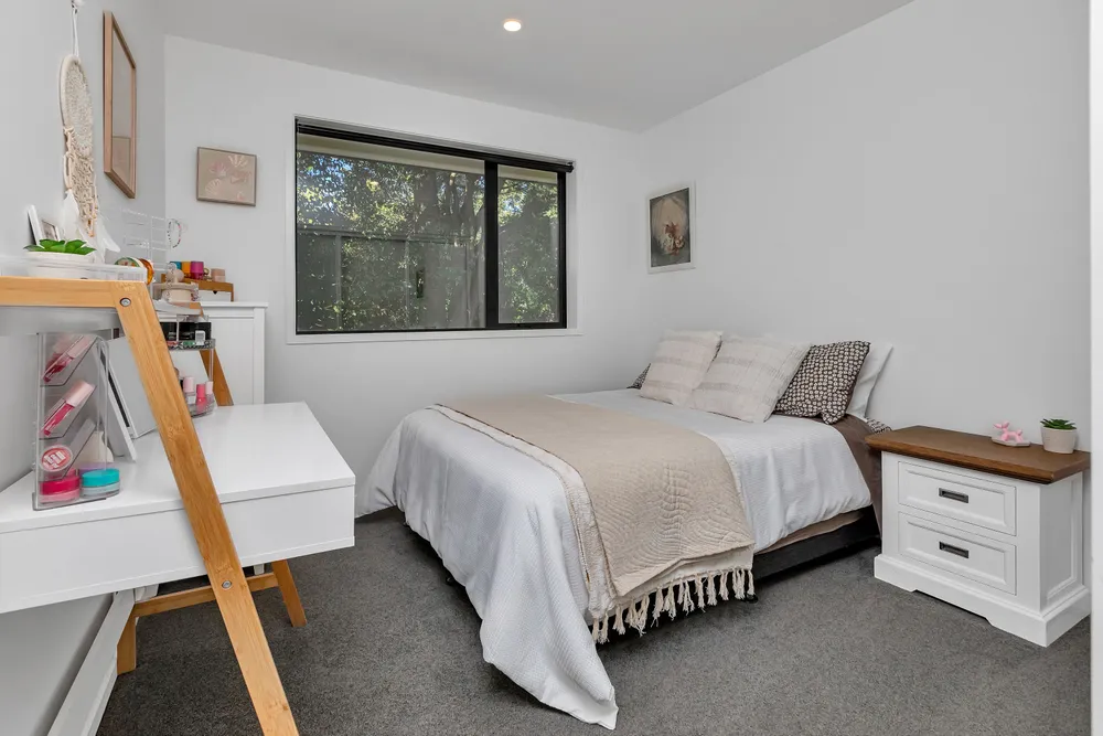 Photos of 10 Lochiel Place