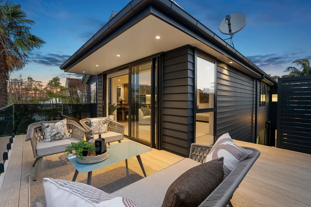 Photos of 25 Johnstone Street
