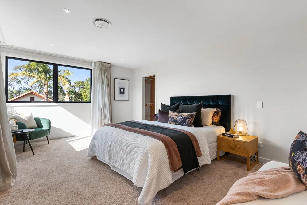 Photos of 25 Johnstone Street