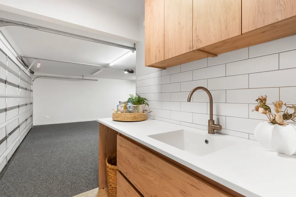 Photos of 25 Johnstone Street