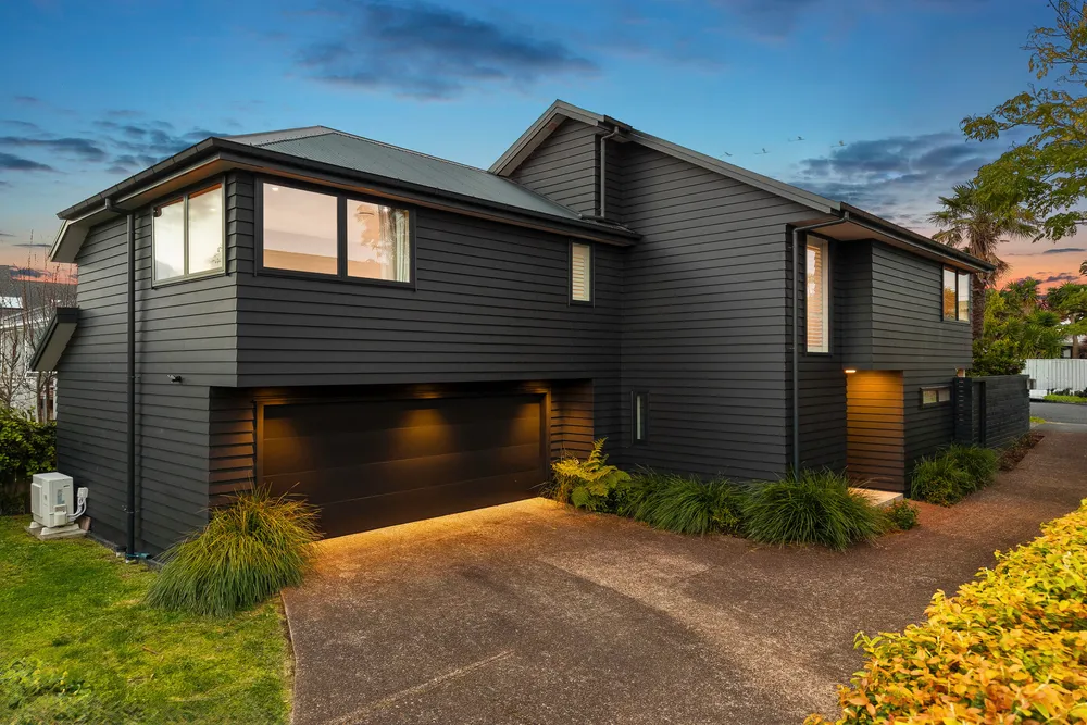 Photos of 25 Johnstone Street