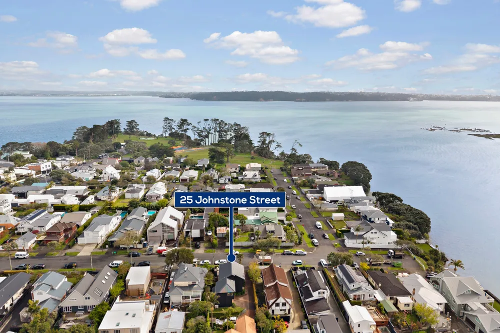 Photos of 25 Johnstone Street