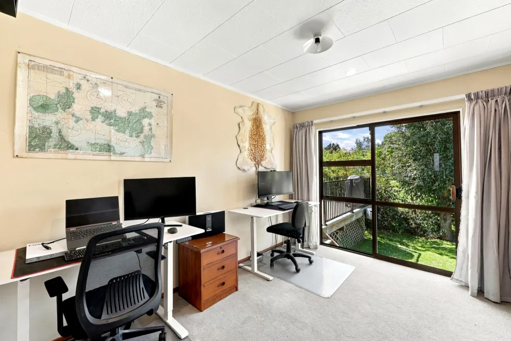Photos of 31A Haig Avenue