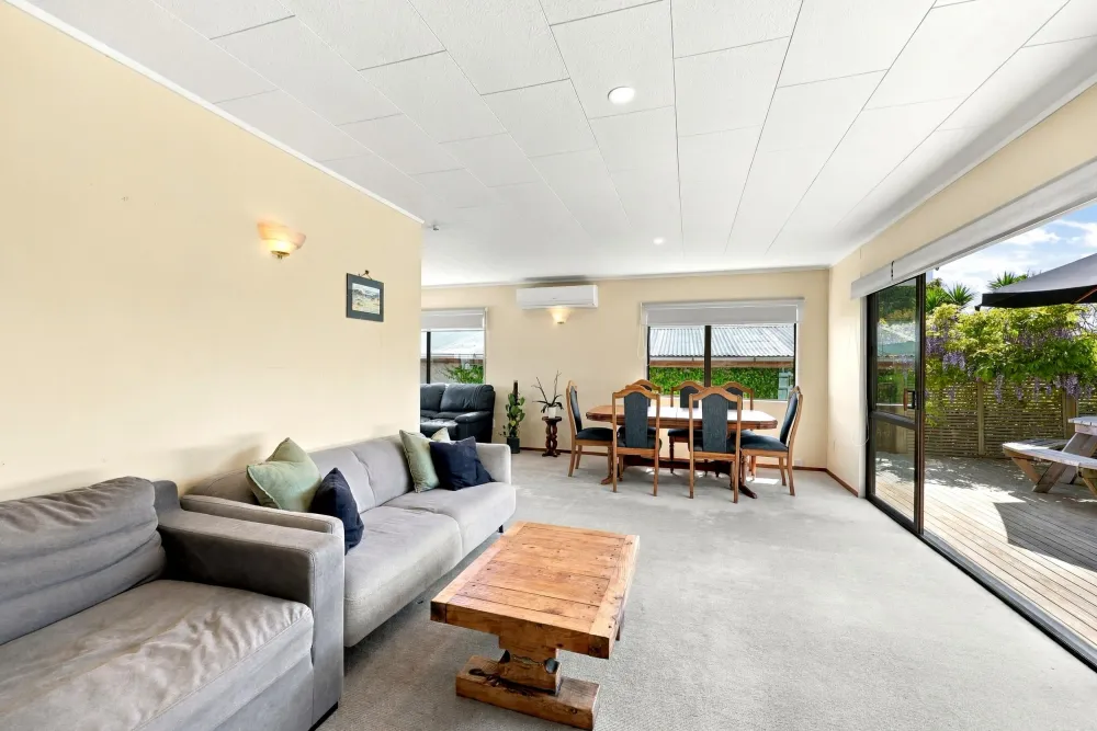 Photos of 31A Haig Avenue