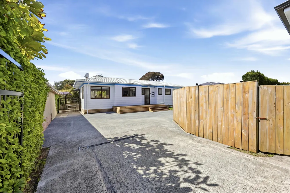 Photos of 31A Haig Avenue