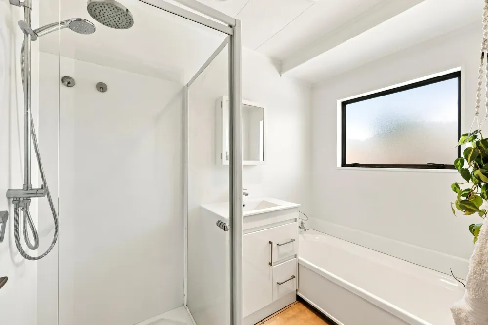 Photos of 31A Haig Avenue