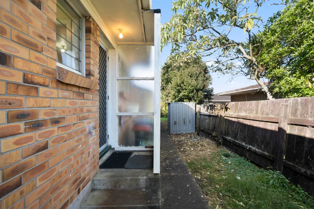 Photos of 2/12 Dinglebank Road