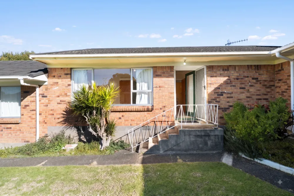 Photos of 2/12 Dinglebank Road