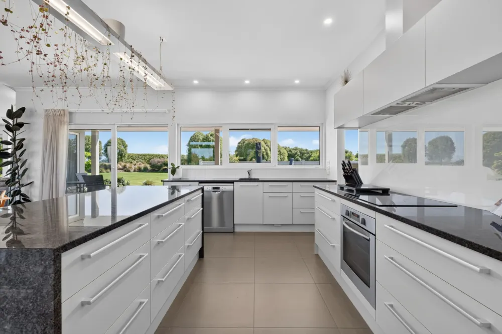 Photos of 35 Ridgens Road