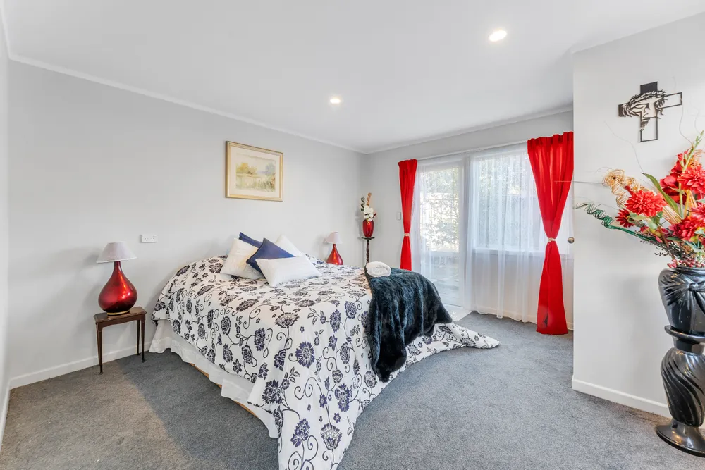 Photos of 18A Gilletta Road