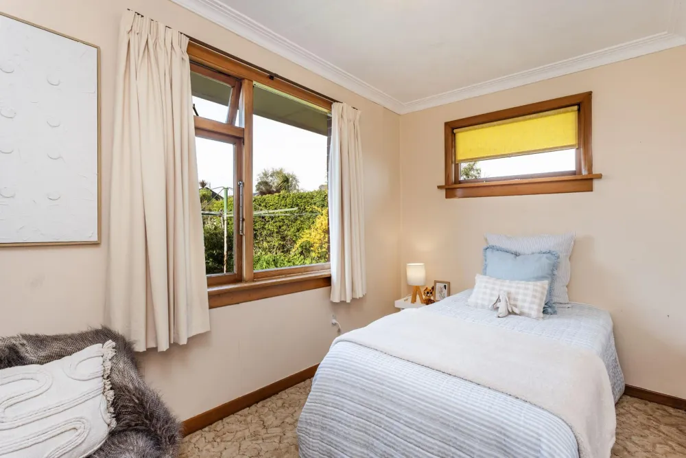 Photos of 756 Highgate