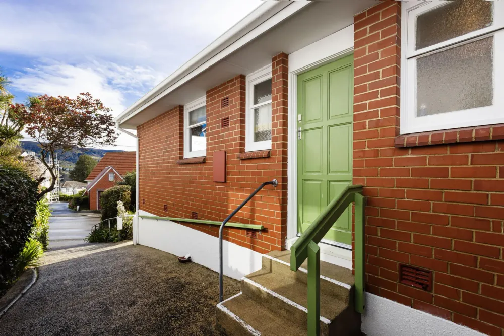 Photos of 756 Highgate