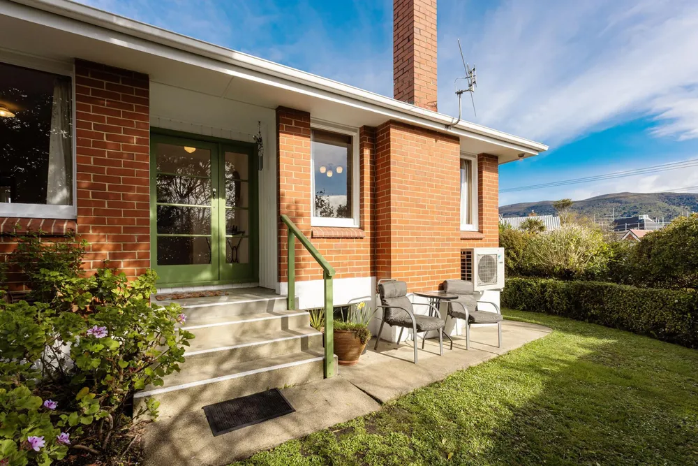 Photos of 756 Highgate