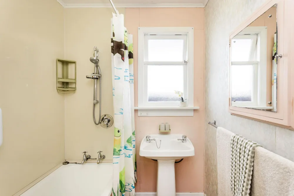 Photos of 756 Highgate