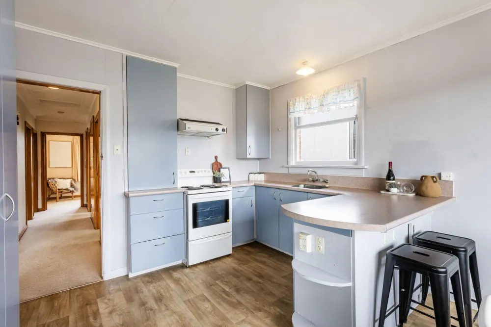 Photos of 756 Highgate