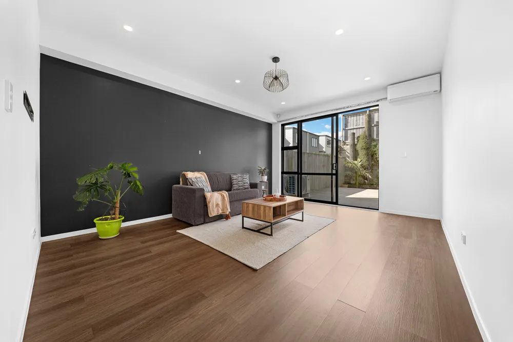 Photos of 10 Routhmore Street