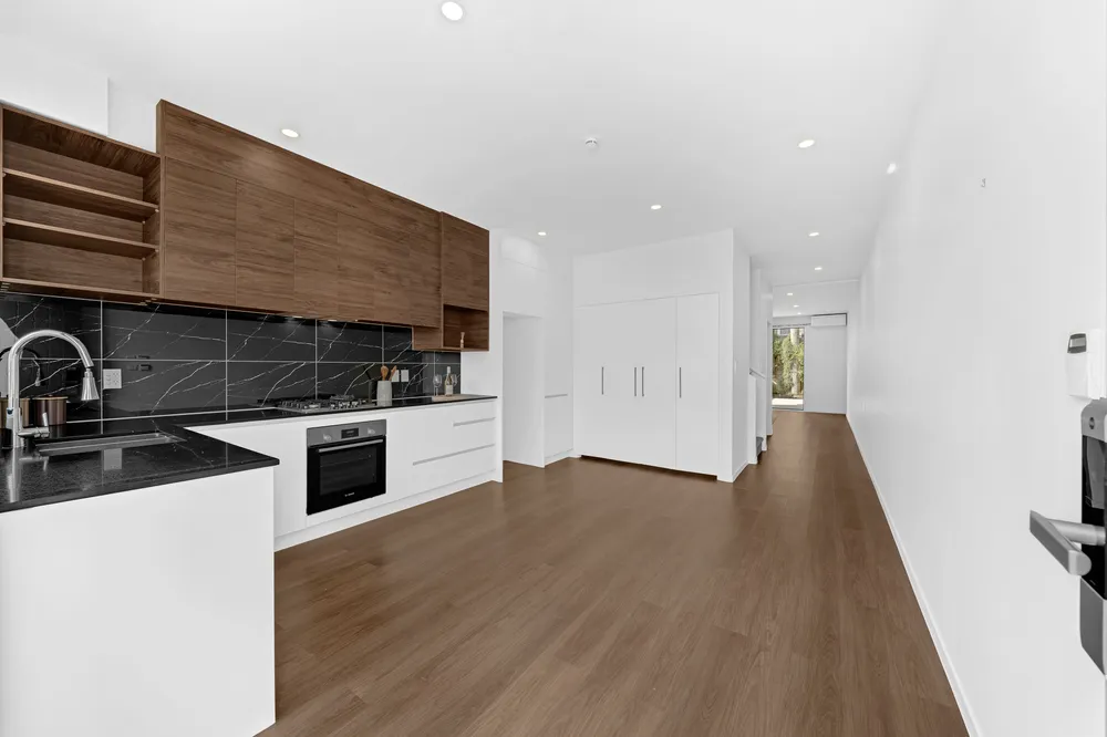 Photos of 10 Routhmore Street