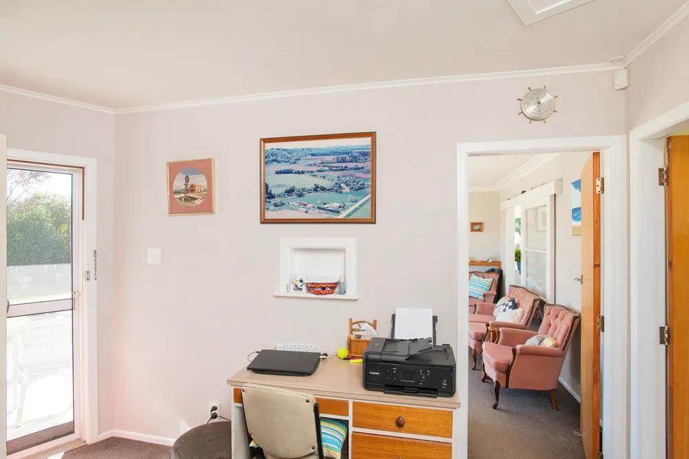 Photos of 2 Lytton Road