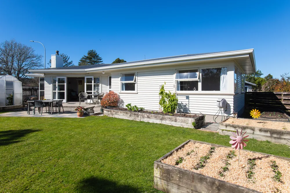 Photos of 2 Lytton Road