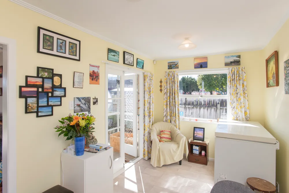 Photos of 2 Lytton Road