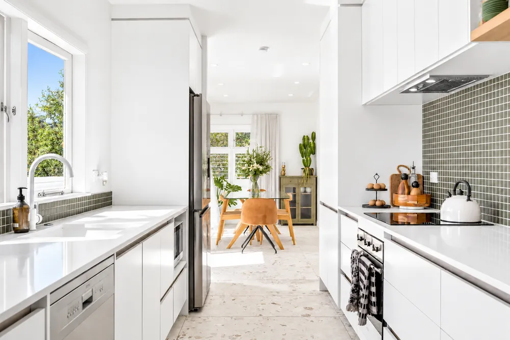 Photos of 33 Island Bay Road